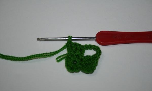 tie it with double crochets