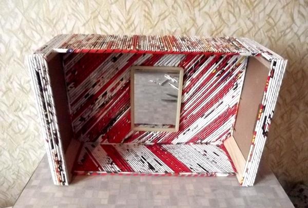 decorative shelf made of plywood box