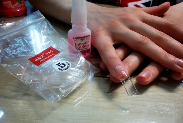 Acrylic nail extensions