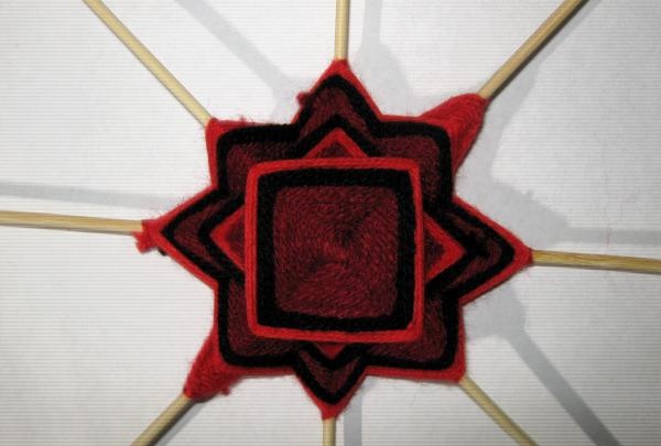 Wicker mandala ojo de dios