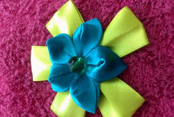 kanzashi with two tiers