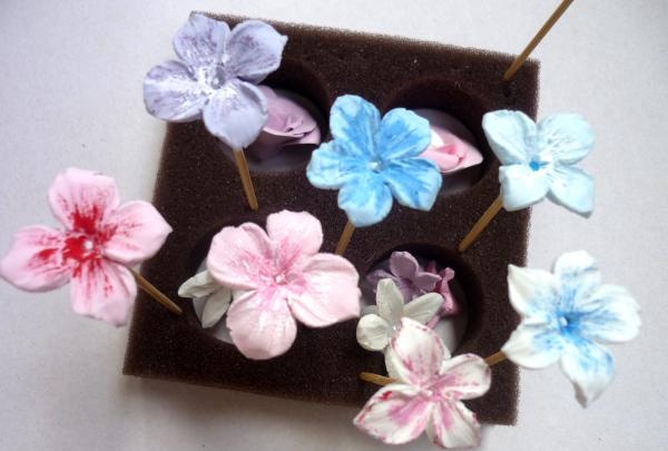 Flowers for polymer clay