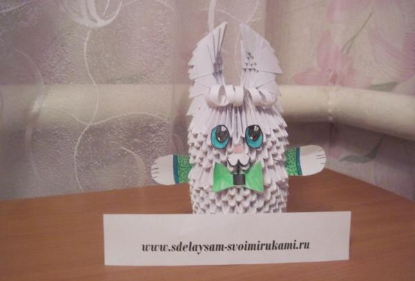 Modular origami Cheerful bunny