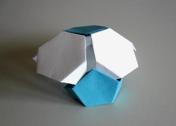 volumetric paper ball