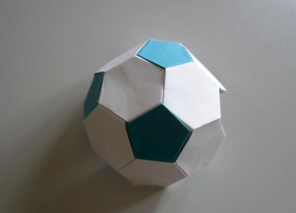 volumetric paper ball