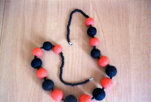 Felting wool beads