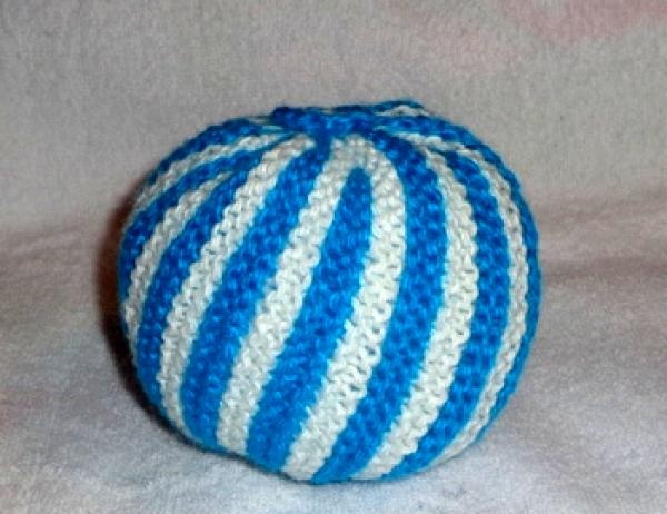 Striped rattle ball