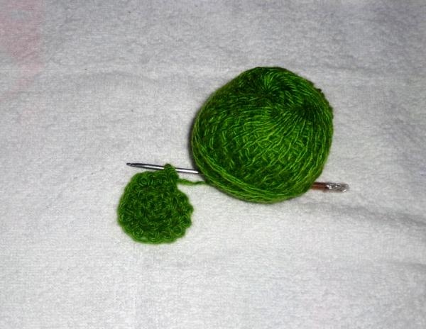 Knitted turtle toy