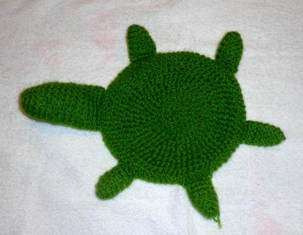 Knitted turtle toy