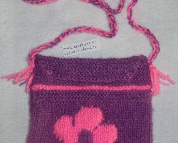 Gestrickte Kinderhandtasche