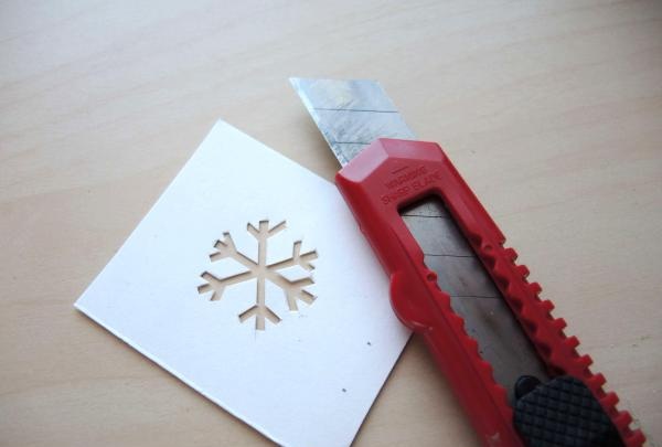 cut out a snowflake