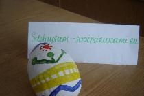 Papier-mâché Easter egg