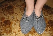 Knitted slippers