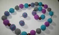 Knitted jewelry: set of knitted beads