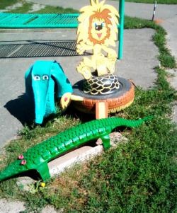 Crafts from old tires