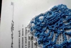 Crochet bookmark