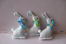 Easter bunnies made of fabric