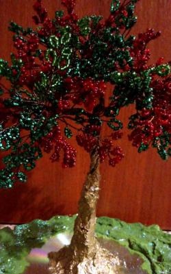 Beaded tree - an original souvenir