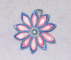 Kanzashi hairpin