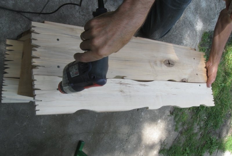 Making a wooden chaise