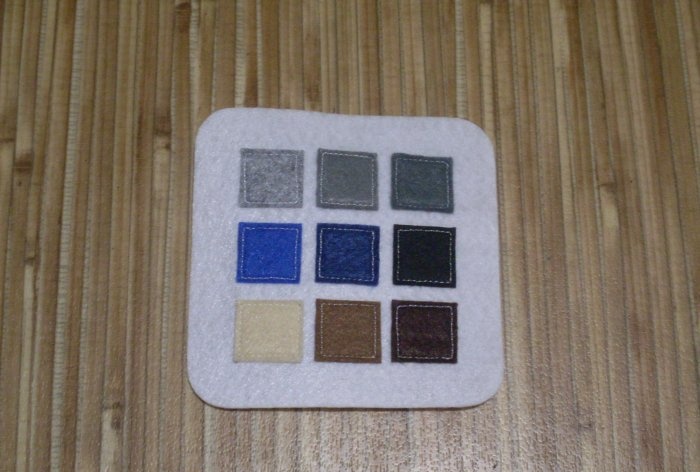 We sew a toy eyeshadow palette from felt