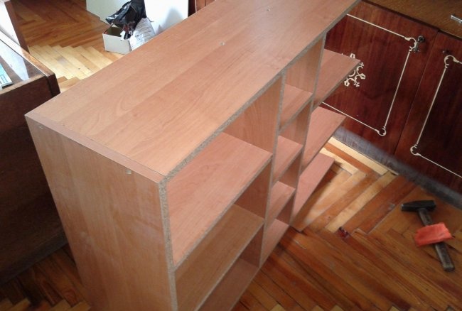 How to assemble a kitchen cabinet