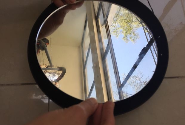 New mirror from an old frying pan