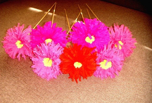 Crepe paper asters