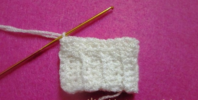 Crochet scratching mittens for newborns