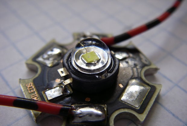 A simple driver for a high-power LED