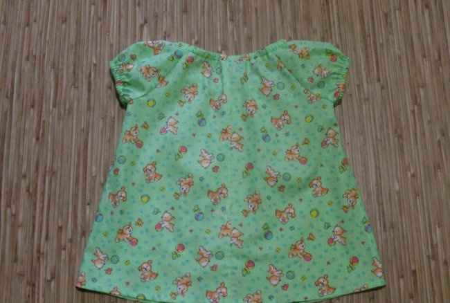 We sew a summer blouse for a baby with our own hands