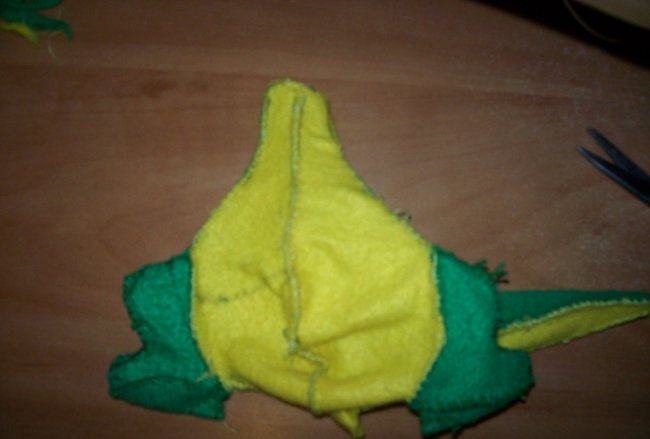 How to sew a dragon from felt?