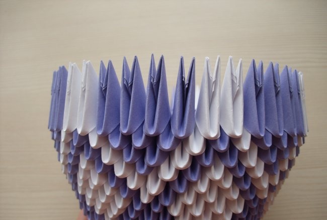 Vase made of triangular origami modules