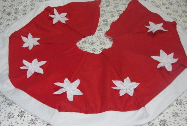 Cape for the Christmas tree cross