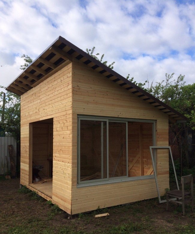 We are building a summer house