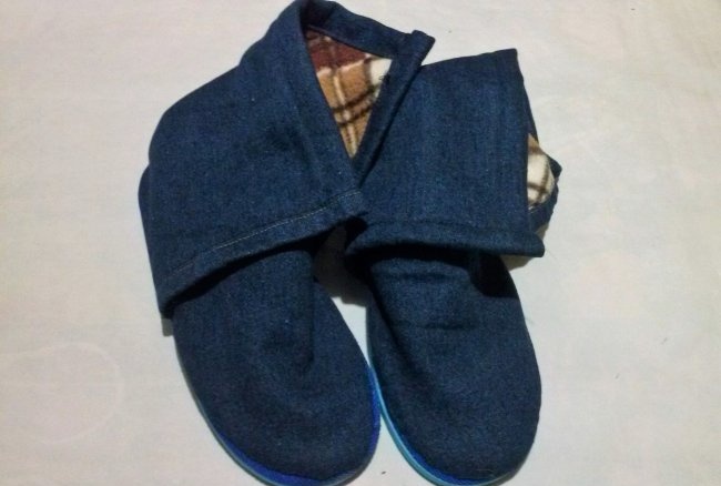 Denim boots with fleece