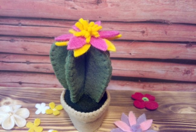 Felt cactus in a pot