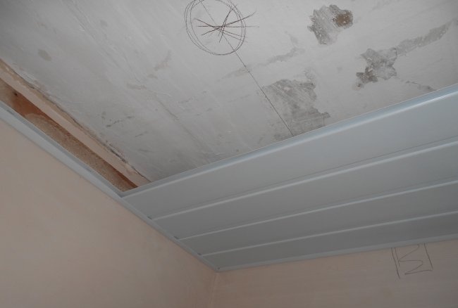 DIY plastic ceiling