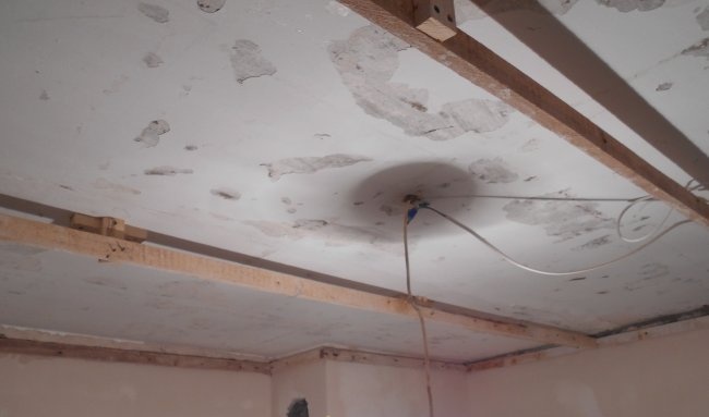 DIY plastic ceiling