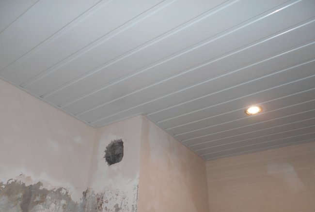 DIY plastic ceiling