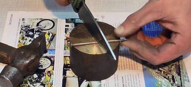 Hardening the cutting edge of a knife with graphite