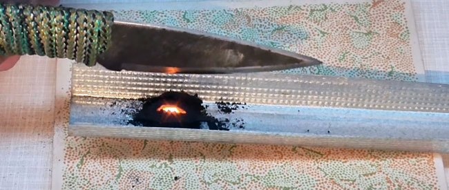 Hardening the cutting edge of a knife with graphite