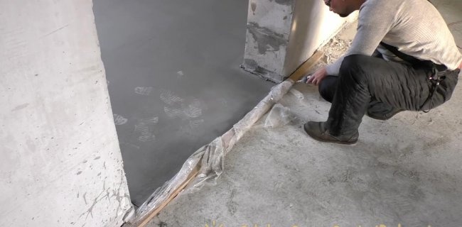 Floor screed