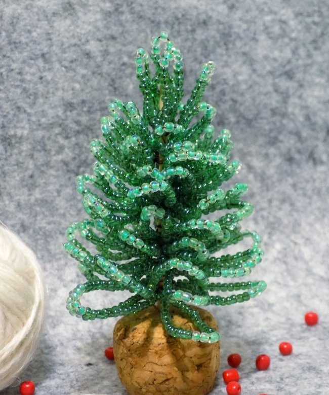 Christmas tree made of beads