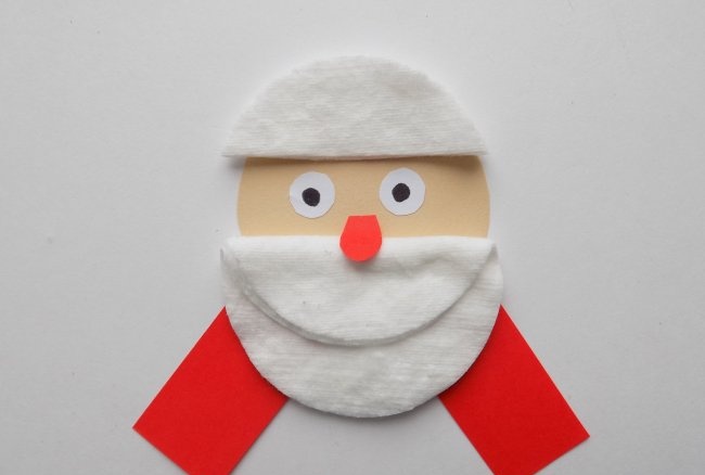 Santa Claus made of paper and cotton pads