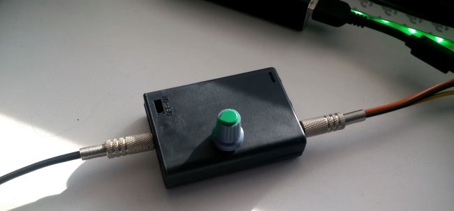 The simplest oscilloscope from a computer