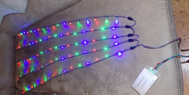 Volumetric LED garland for the Christmas tree