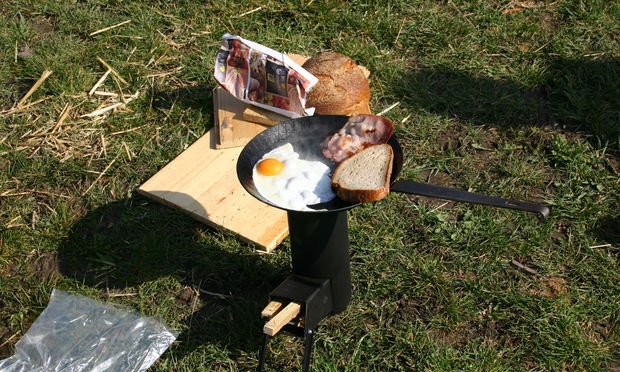 Camping rocket stove