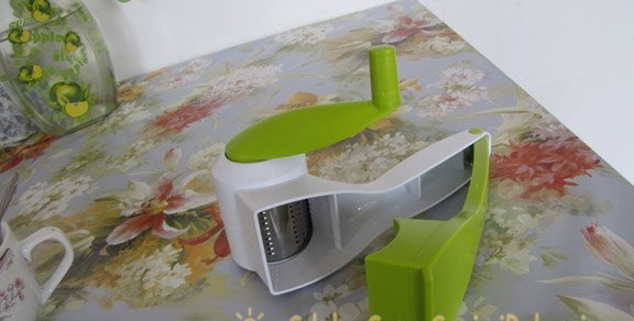 How to sharpen a vegetable grater very quickly