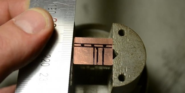 Simple universal antenna amplifier